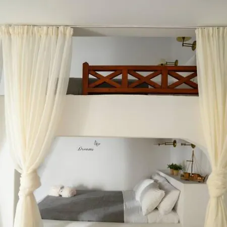 On An Island & - Apartment *