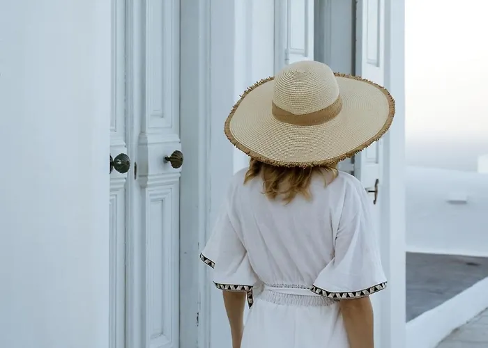 شقة On An Island & - ثيرا