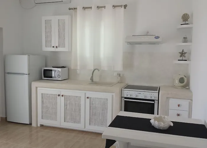 شقة On An Island & - ثيرا